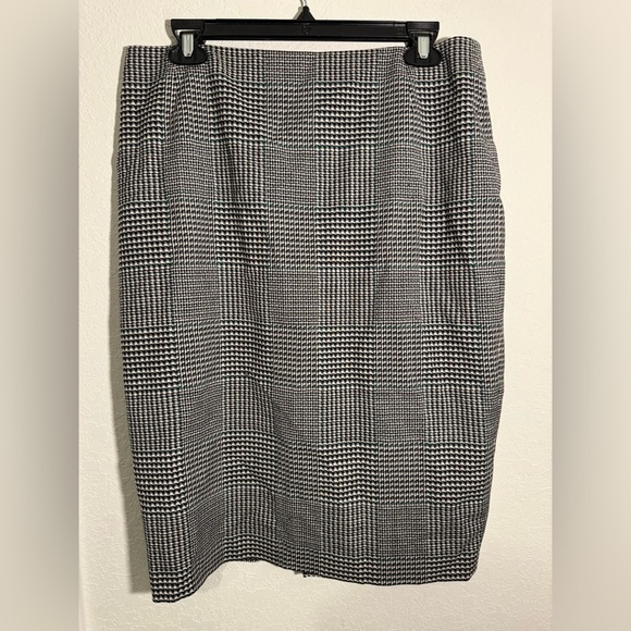 Escada Virgin Wool Black White Houndstooth Blazer Jacket Suit Set Womens EU 40 - Picture 11 of 15